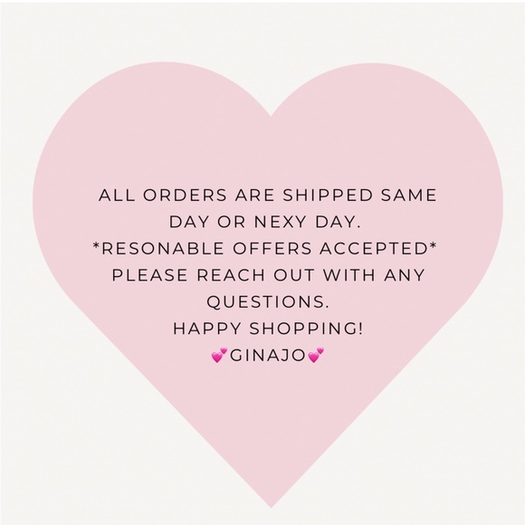 NWOT Women’s Gray Short Sleeve T-Shirt Size Large Stay Wild - Picture 6 of 6